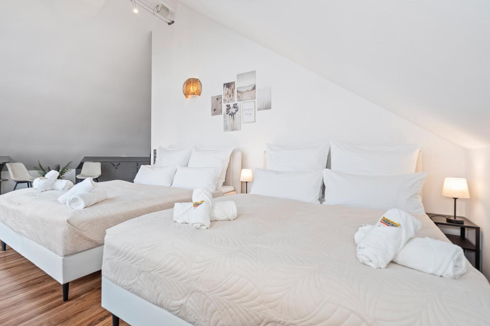 Stadtoase Fulda Mit Flair - Whirlpool, Balkon, 2Xparkplaetze, Highspeed Wlan Екстер'єр фото