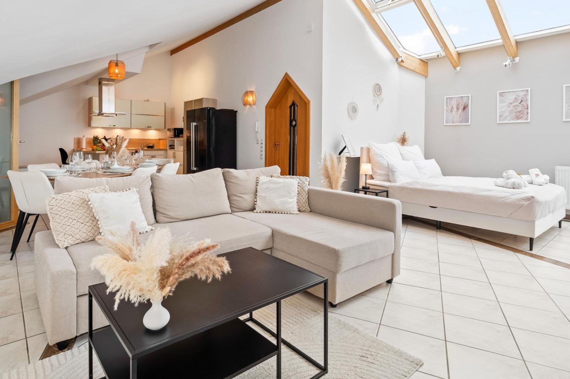 Stadtoase Fulda Mit Flair - Whirlpool, Balkon, 2Xparkplaetze, Highspeed Wlan Екстер'єр фото