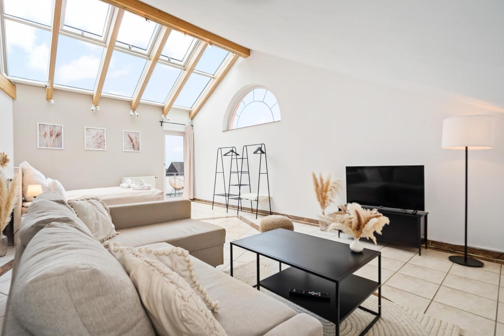 Stadtoase Fulda Mit Flair - Whirlpool, Balkon, 2Xparkplaetze, Highspeed Wlan Екстер'єр фото